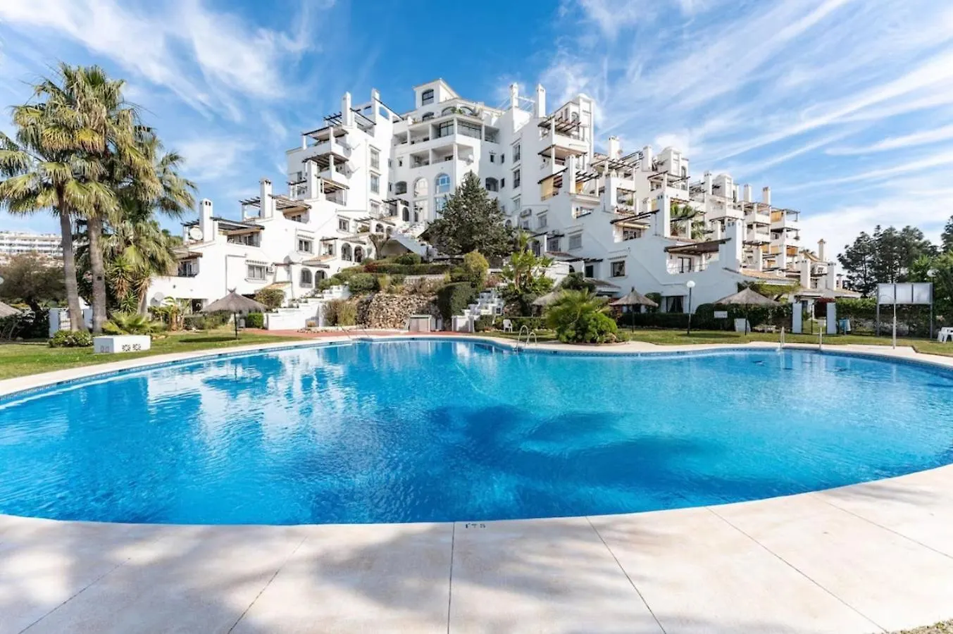 Sitio de Calahonda Calahonda 2 Bed With Indoor Swimming Pool 아파트