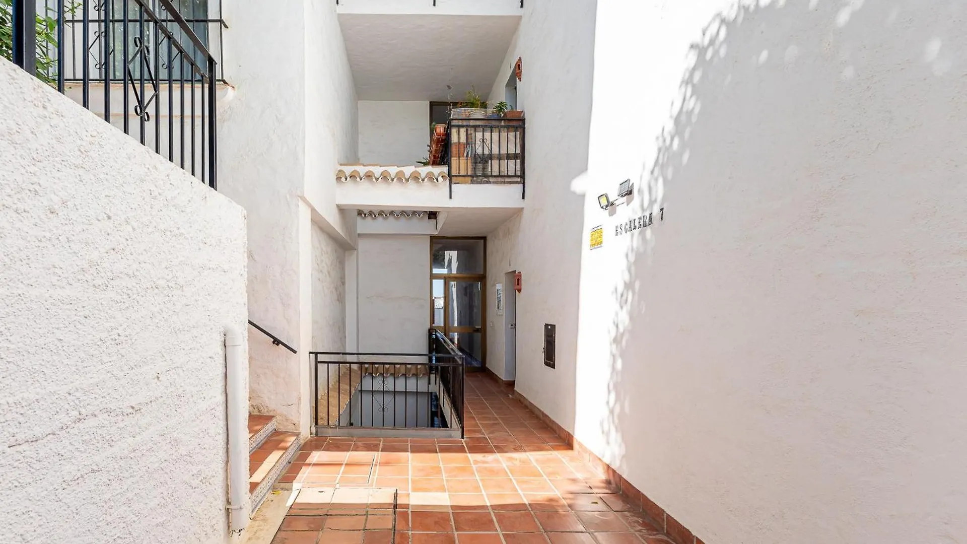 Sitio de Calahonda Calahonda 2 Bed With Indoor Swimming Pool 아파트